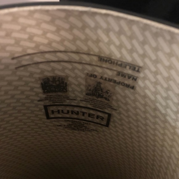 Black HUNTER rubber boots - size 9 female (8 male) - Picture 5 of 5